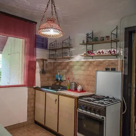 Aranysello Vendeghaz * Abádszalók